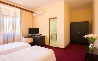 Отель 14 Floor Hotel Ереван Двухместный номер Делюкс с 2 отдельными кроватями-3